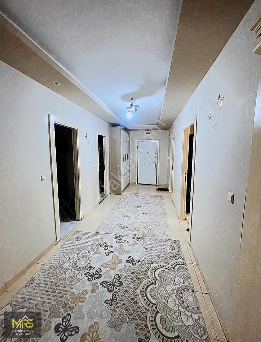 Yalınayak Mhde Satılık 3+1 Bağımsız Mutfak Çok Genis Daire - Görsel 4