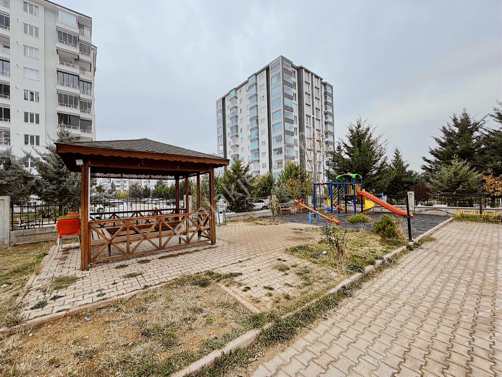 Kumsal'dan Çilesiz Tecde Mevki 3+1 Geniş Ultra Lüx Daire - Görsel 3