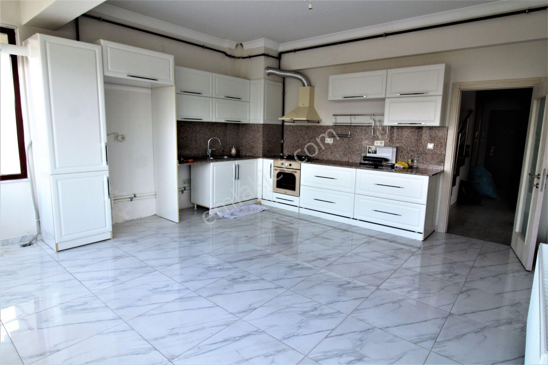 Yaşamkent Kiralık Dubleks Daire 6+2 320m2 Alacaatlı Çankaya - Görsel 6