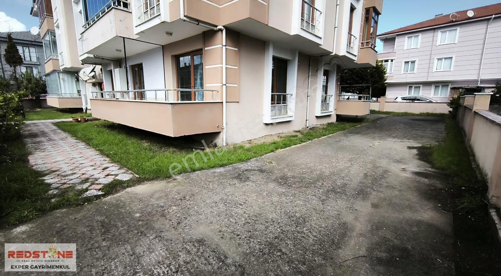 Karasu Merkez Stad Yanı Ön Cephe Mutfak Ayrı 3+1 Daire - Görsel 11