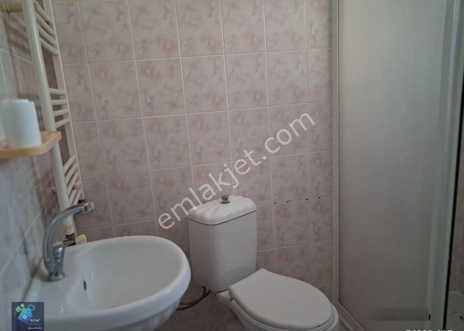 Kayalık Mah 2+1 + Ardiye Kombili İçi Yenilenmiş 3. Kat Üç Cepheli Katta İki Daire - Görsel 13