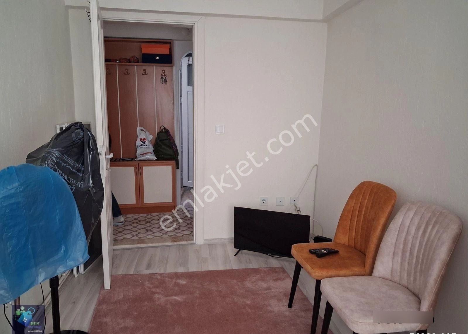 Kayalık Mah 2+1 + Ardiye Kombili İçi Yenilenmiş 3. Kat Üç Cepheli Katta İki Daire - Görsel 16