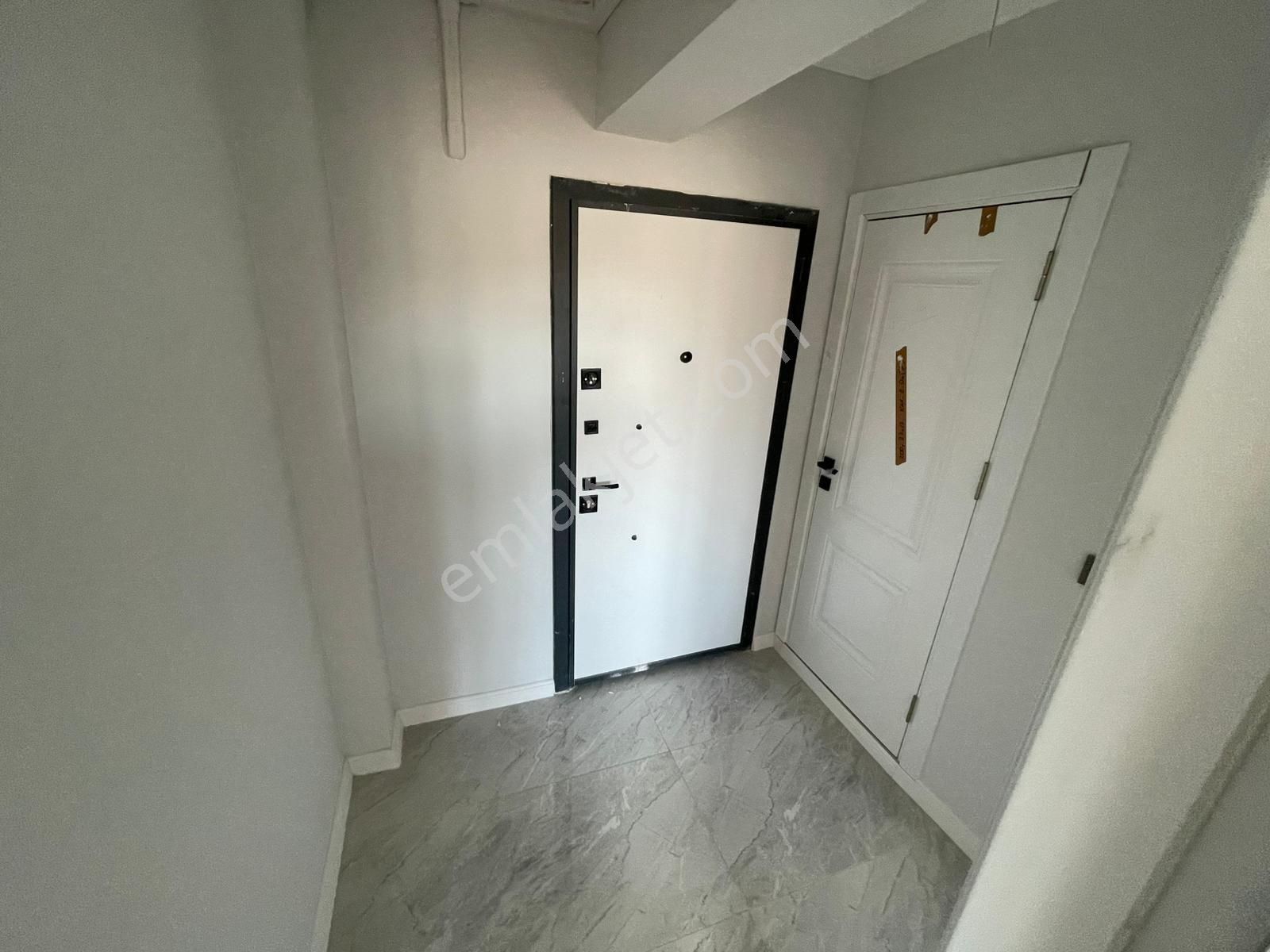 Manisa Yunusemre Muradiyede Satılık 1+1 Daire - Görsel 15