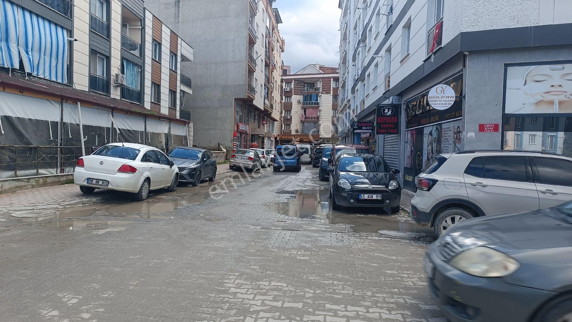 Manisa Yunusemre Muradiyede Satılık 1+1 Daire - Görsel 6