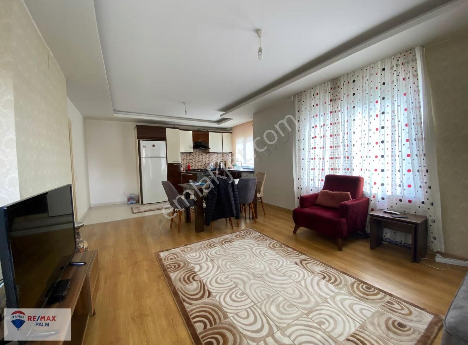 Remax Palm'den Geniş Oturumlu Doğalgazlı Ferah 2+1 Kiralık Daire - Görsel 3