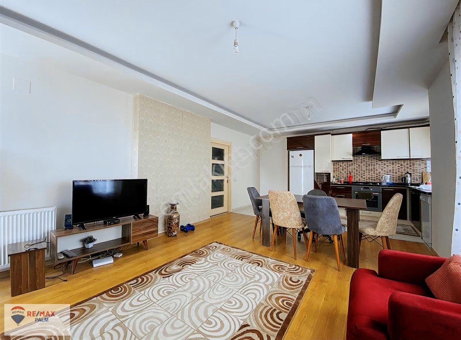 Remax Palm'den Geniş Oturumlu Doğalgazlı Ferah 2+1 Kiralık Daire - Görsel 4