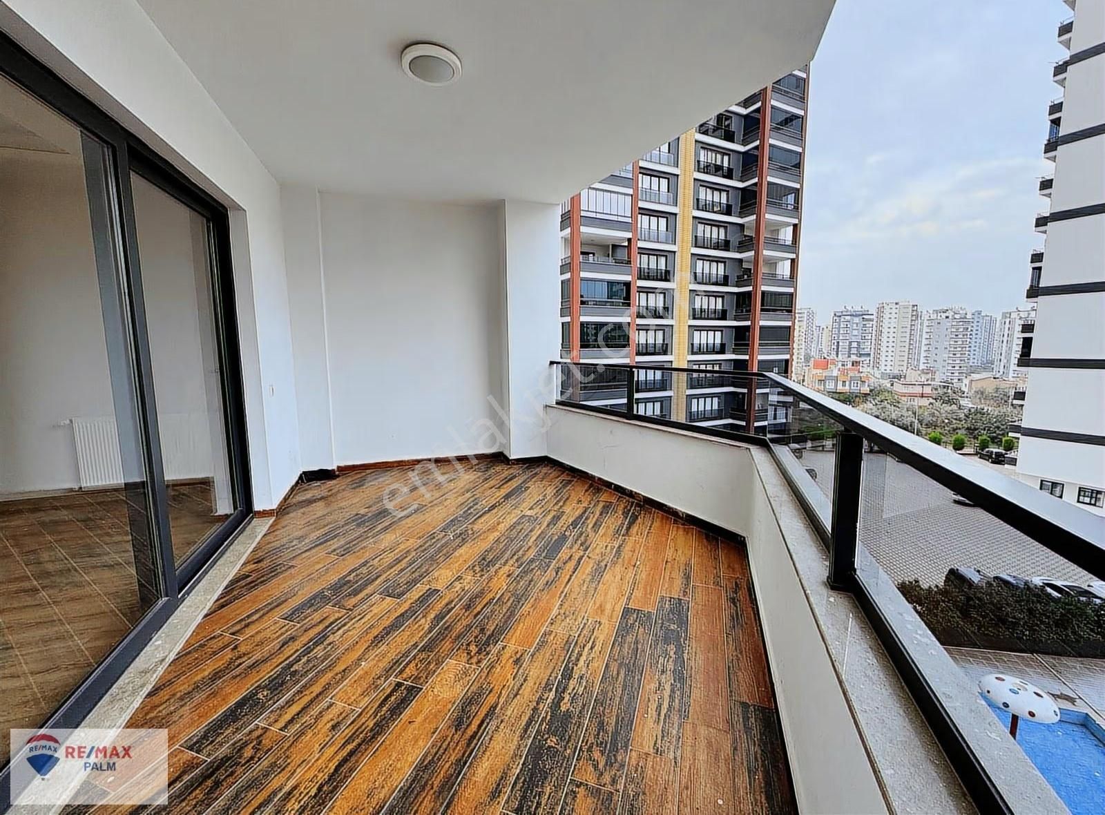 Remax Palmden Akdeniz Mh.de Kerimoğlu Arcadiada 2+1 Kiralık - Görsel 10