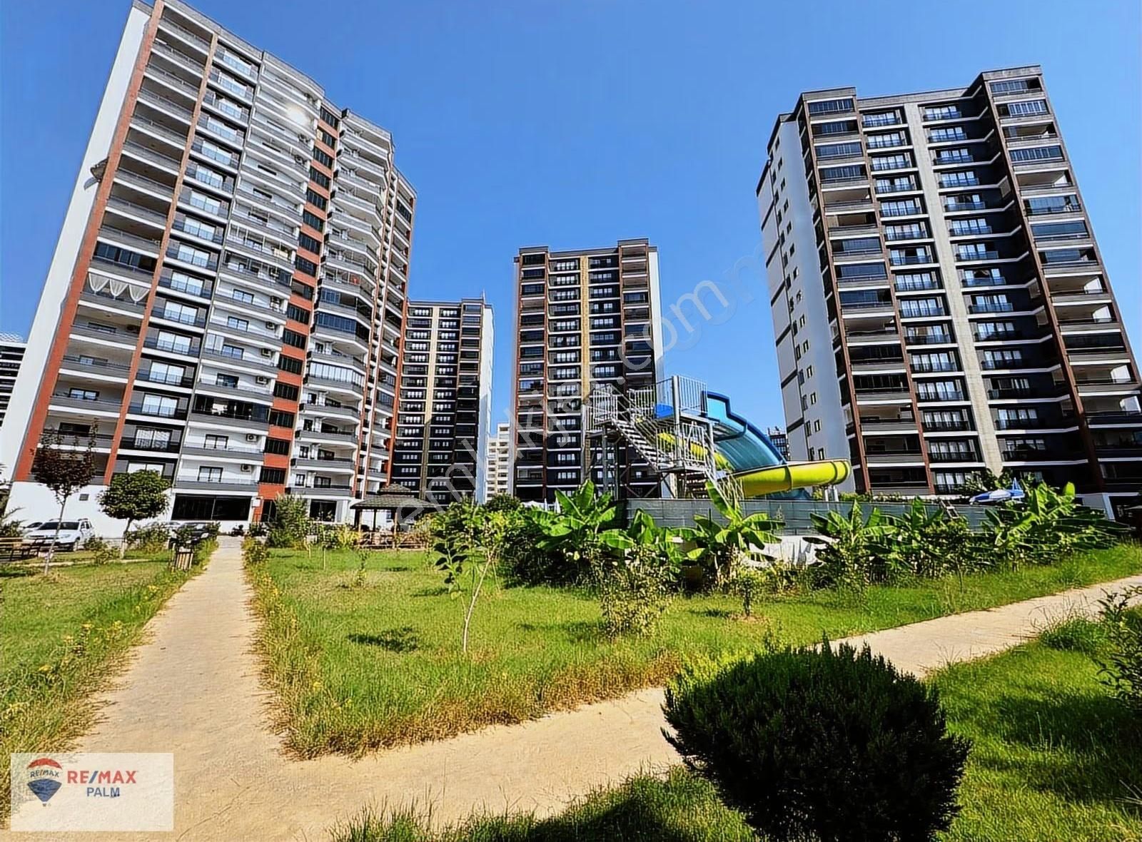 Remax Palmden Akdeniz Mh.de Kerimoğlu Arcadiada 2+1 Kiralık