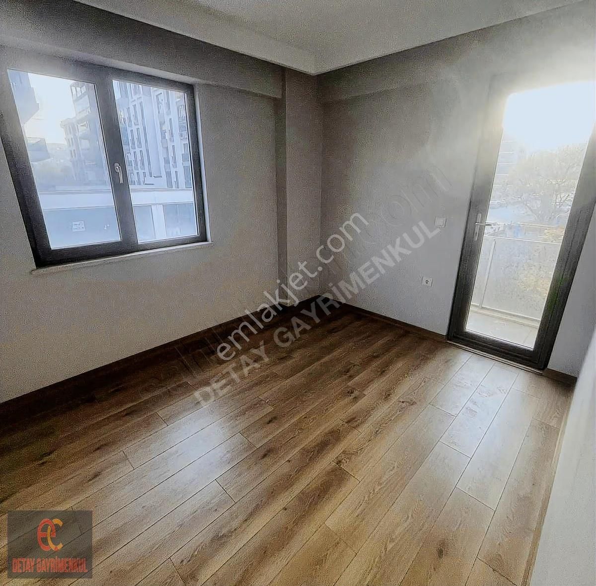 Kayapada Gros 16 Yanı 3+1 Cam Balkonlu Açık Otoparklı - Görsel 18