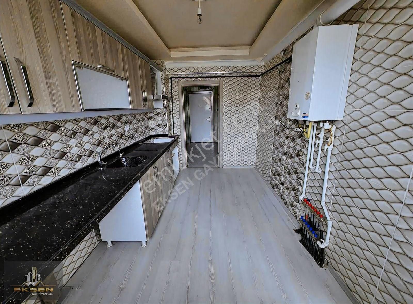 Eksen'den Yıldız Göbeğe Yakın Fırsat Full Yapılı 3.kat 3+1 Daire - Görsel 15