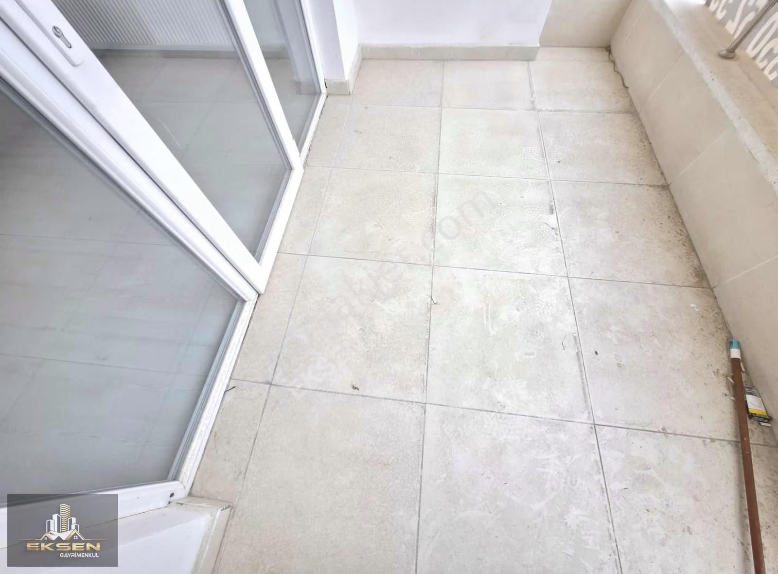 Eksen'den Yıldız Göbeğe Yakın Fırsat Full Yapılı 3.kat 3+1 Daire - Görsel 21