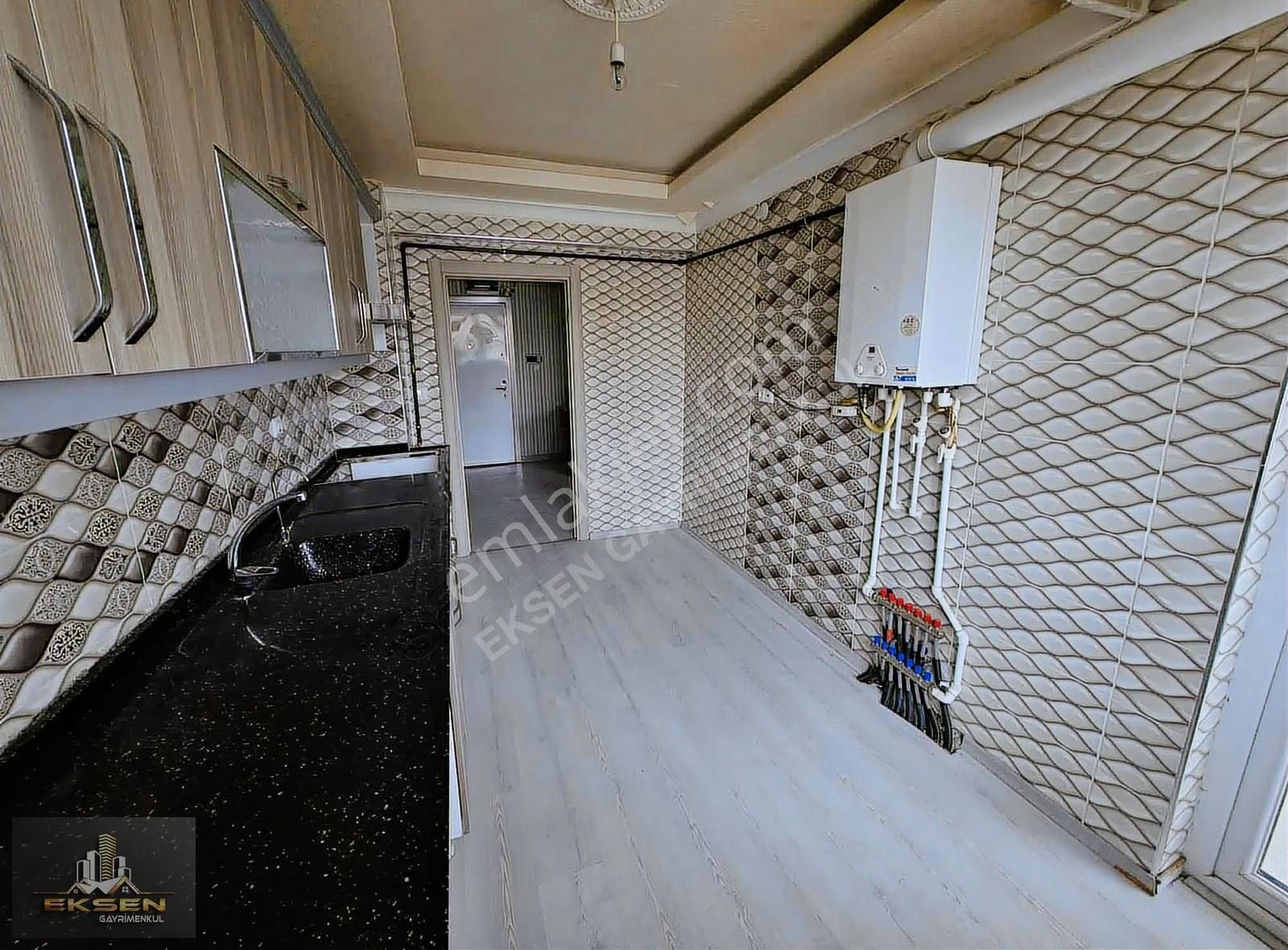 Eksen'den Yıldız Göbeğe Yakın Fırsat Full Yapılı 3.kat 3+1 Daire - Görsel 9