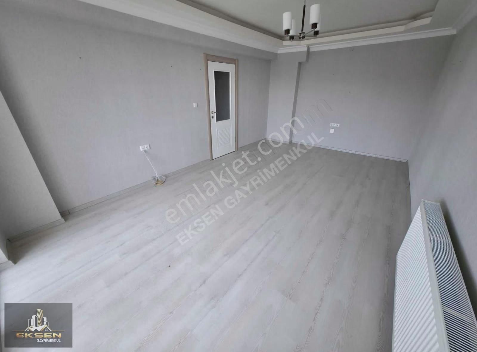 Eksen'den Yıldız Göbeğe Yakın Fırsat Full Yapılı 3.kat 3+1 Daire - Görsel 4