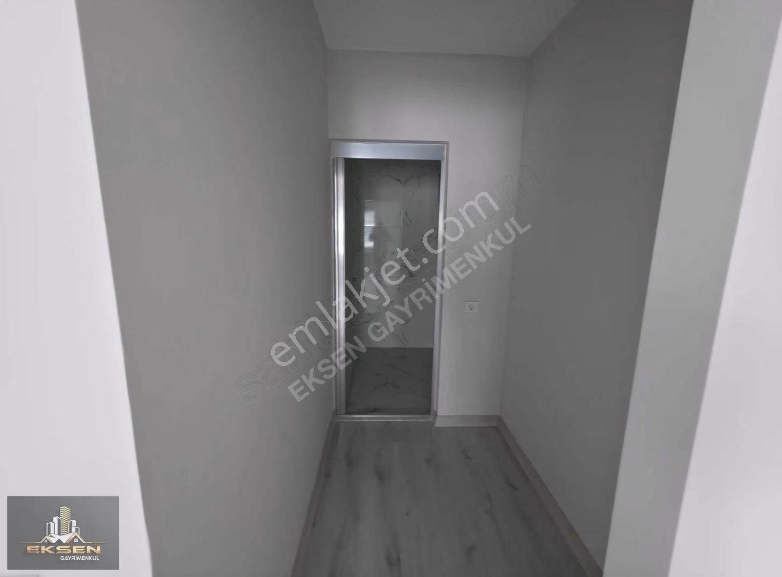Eksen Gayrimenkul'den Kiralık 3+1 Site Dairesi - Görsel 2