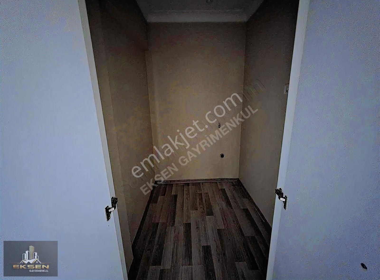 Eksen'den 4+1 Kilerli Manzaralı Katta Ön Cephe Kiralık Daire - Görsel 3