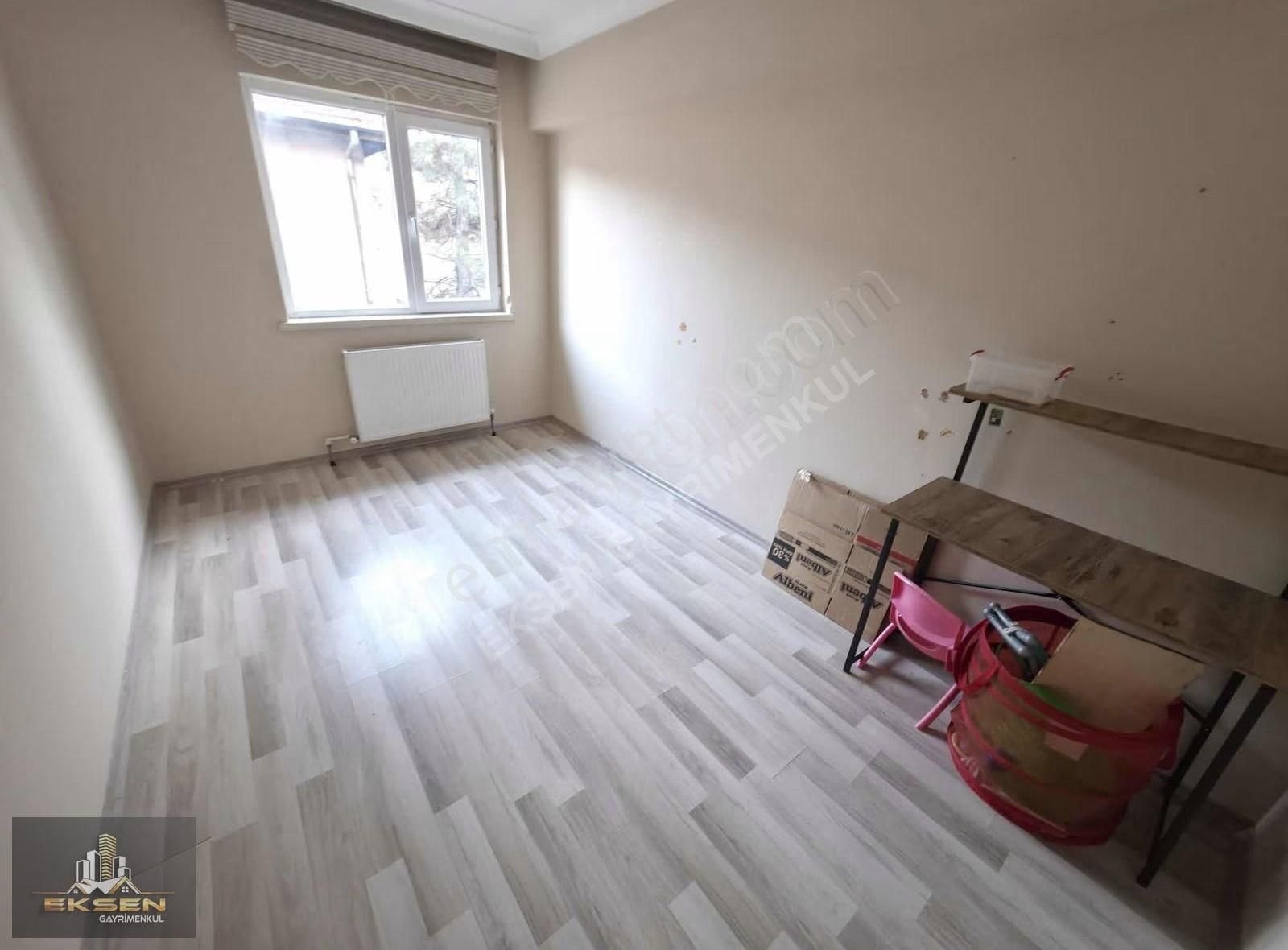 Eksen'den 4+1 Kilerli Manzaralı Katta Ön Cephe Kiralık Daire - Görsel 30