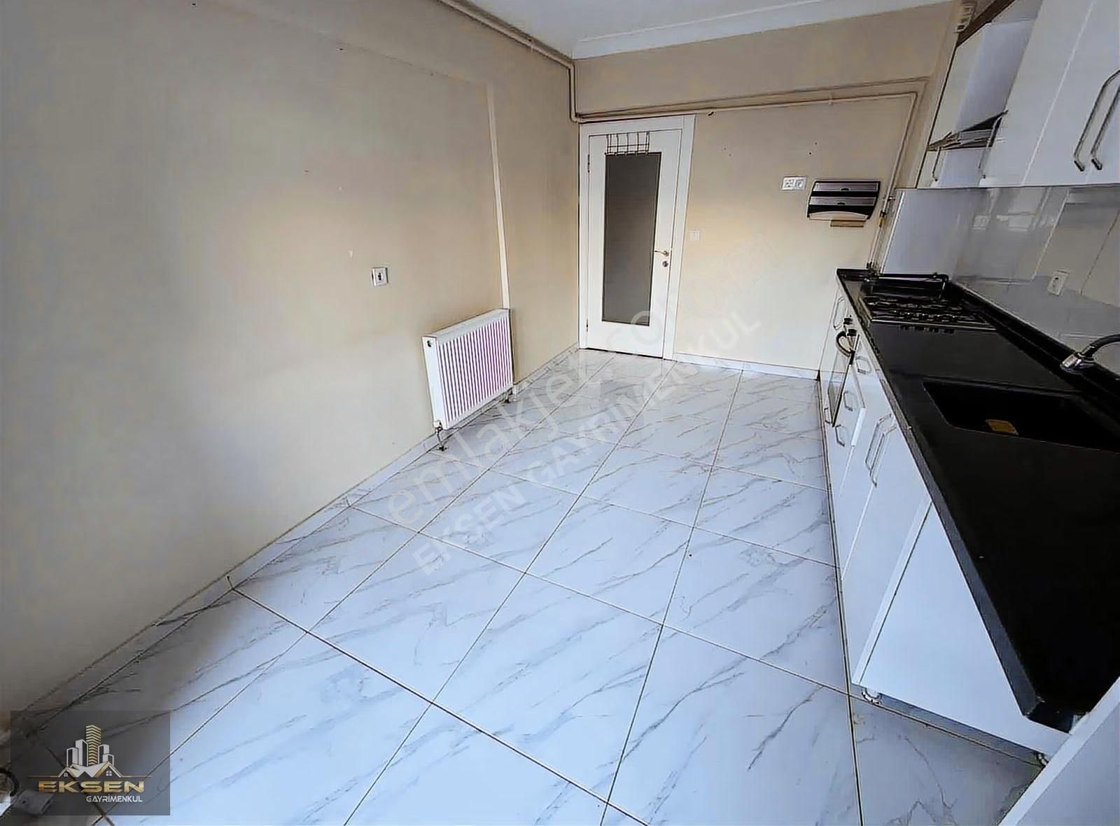 Eksen'den 4+1 Kilerli Manzaralı Katta Ön Cephe Kiralık Daire - Görsel 8
