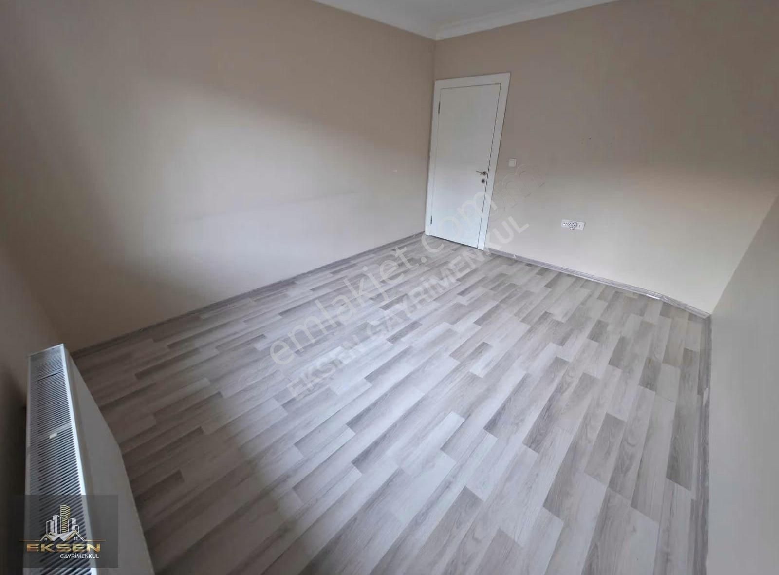 Eksen'den 4+1 Kilerli Manzaralı Katta Ön Cephe Kiralık Daire - Görsel 17