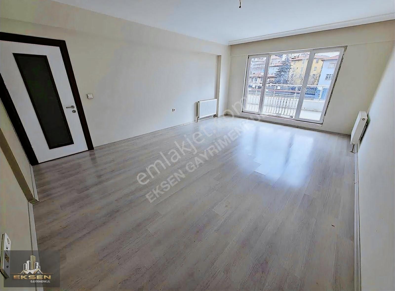 Eksen'den Teras Balkonlu Masrafsız Ön Cephe 3+1 Site Dairesi - Görsel 19