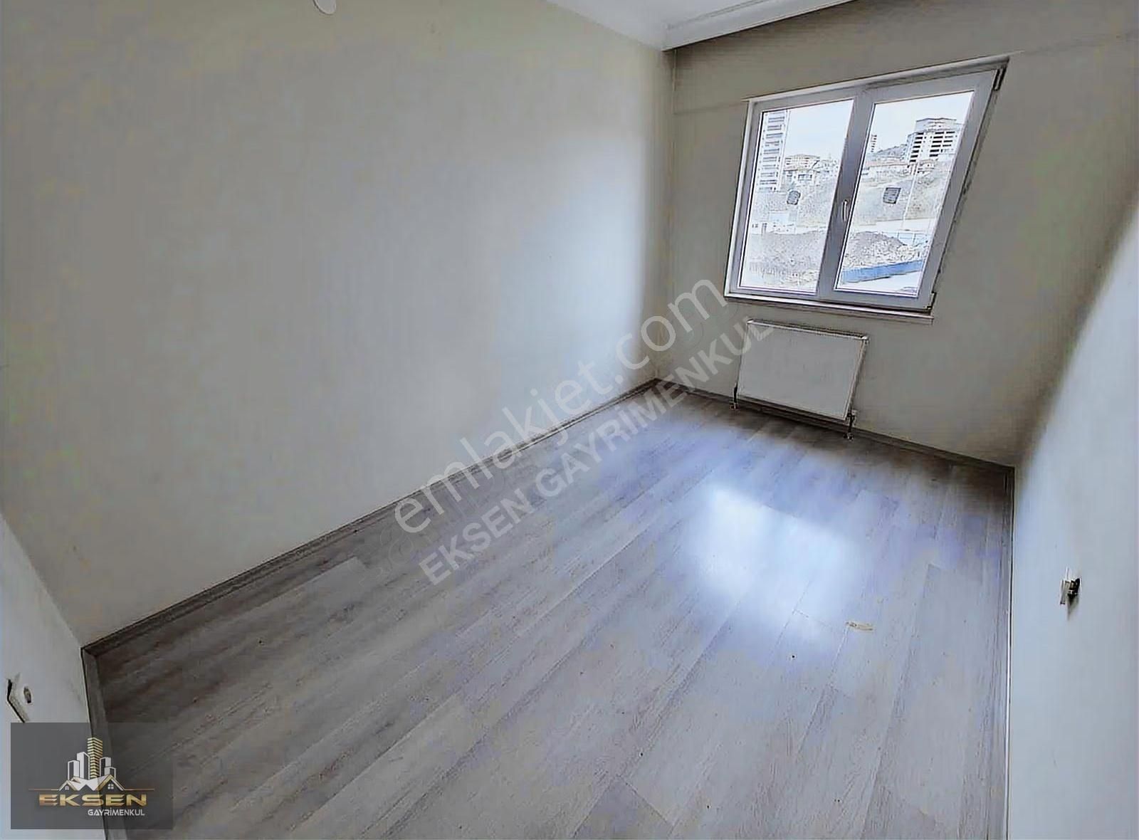 Eksen'den Teras Balkonlu Masrafsız Ön Cephe 3+1 Site Dairesi - Görsel 27