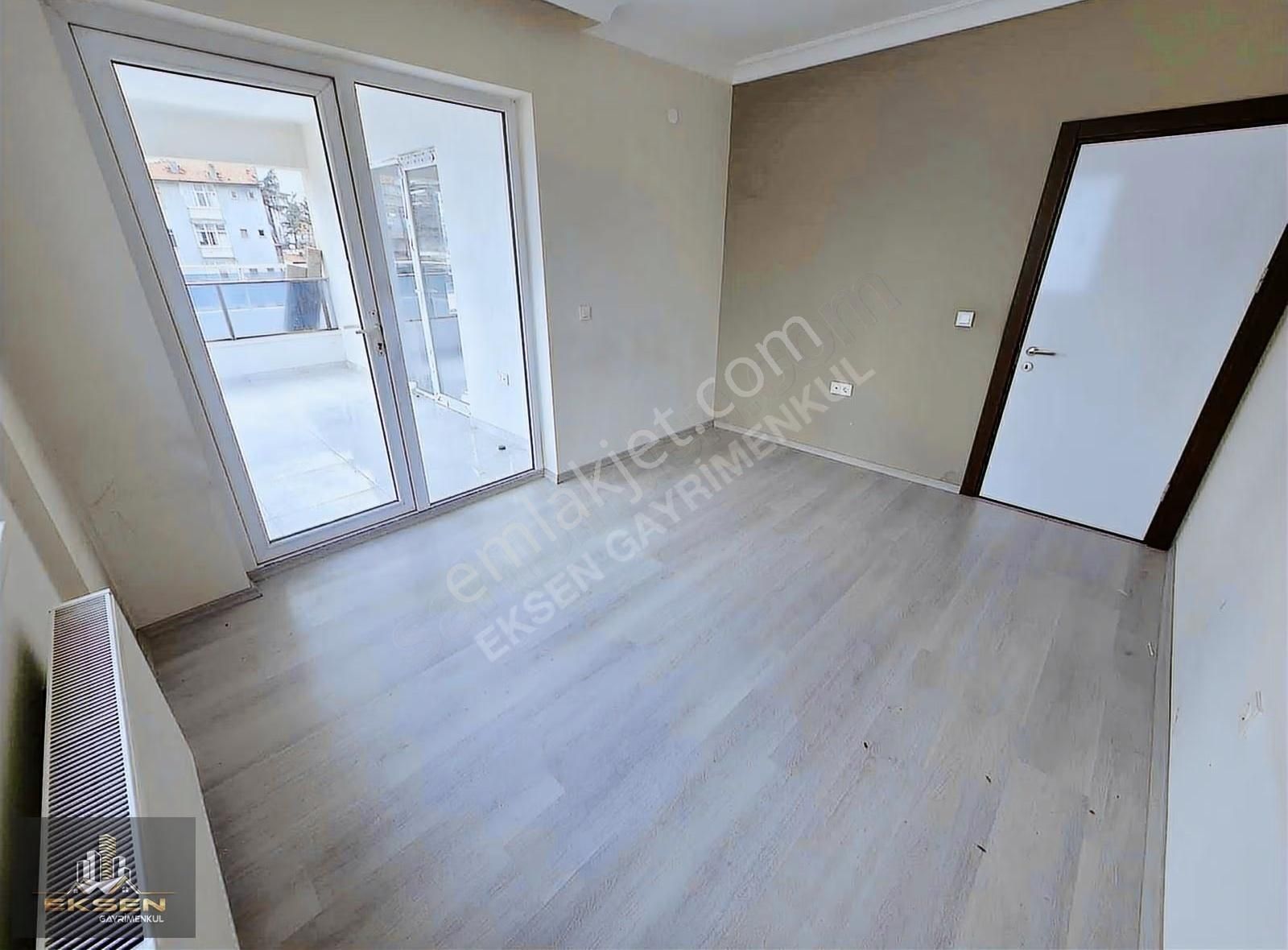 Eksen'den Teras Balkonlu Masrafsız Ön Cephe 3+1 Site Dairesi - Görsel 26