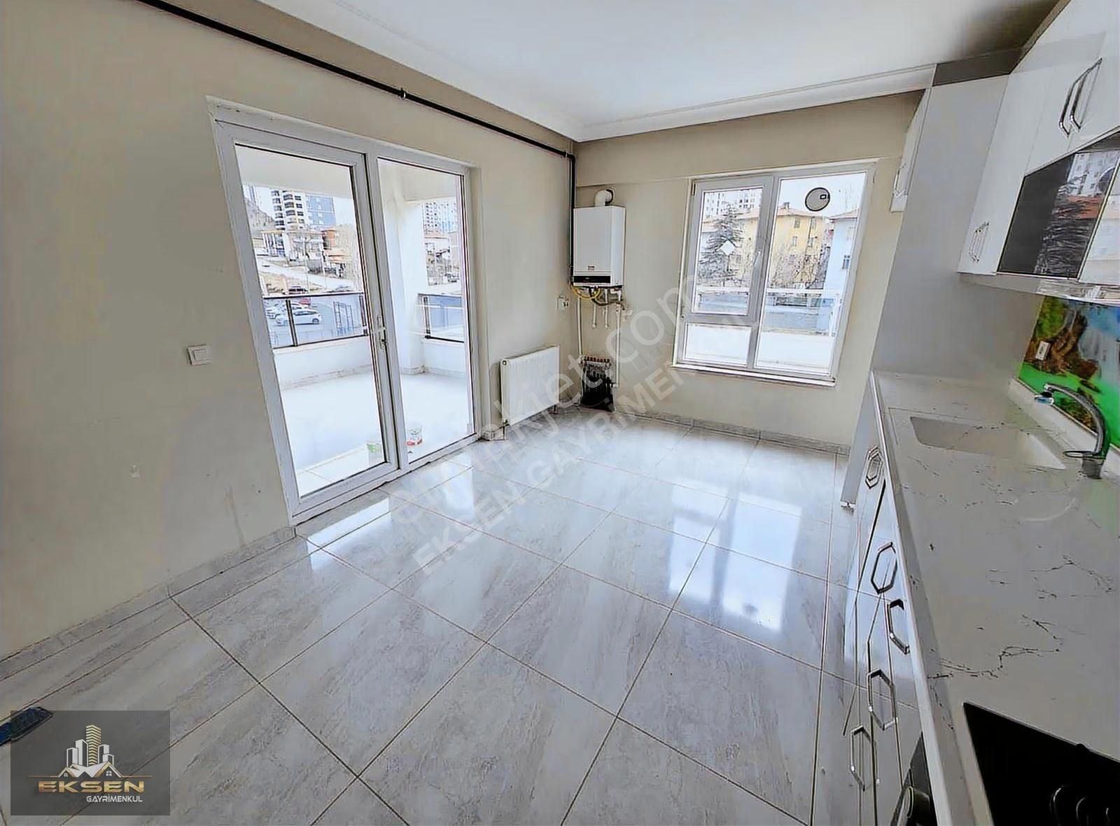 Eksen'den Teras Balkonlu Masrafsız Ön Cephe 3+1 Site Dairesi - Görsel 5