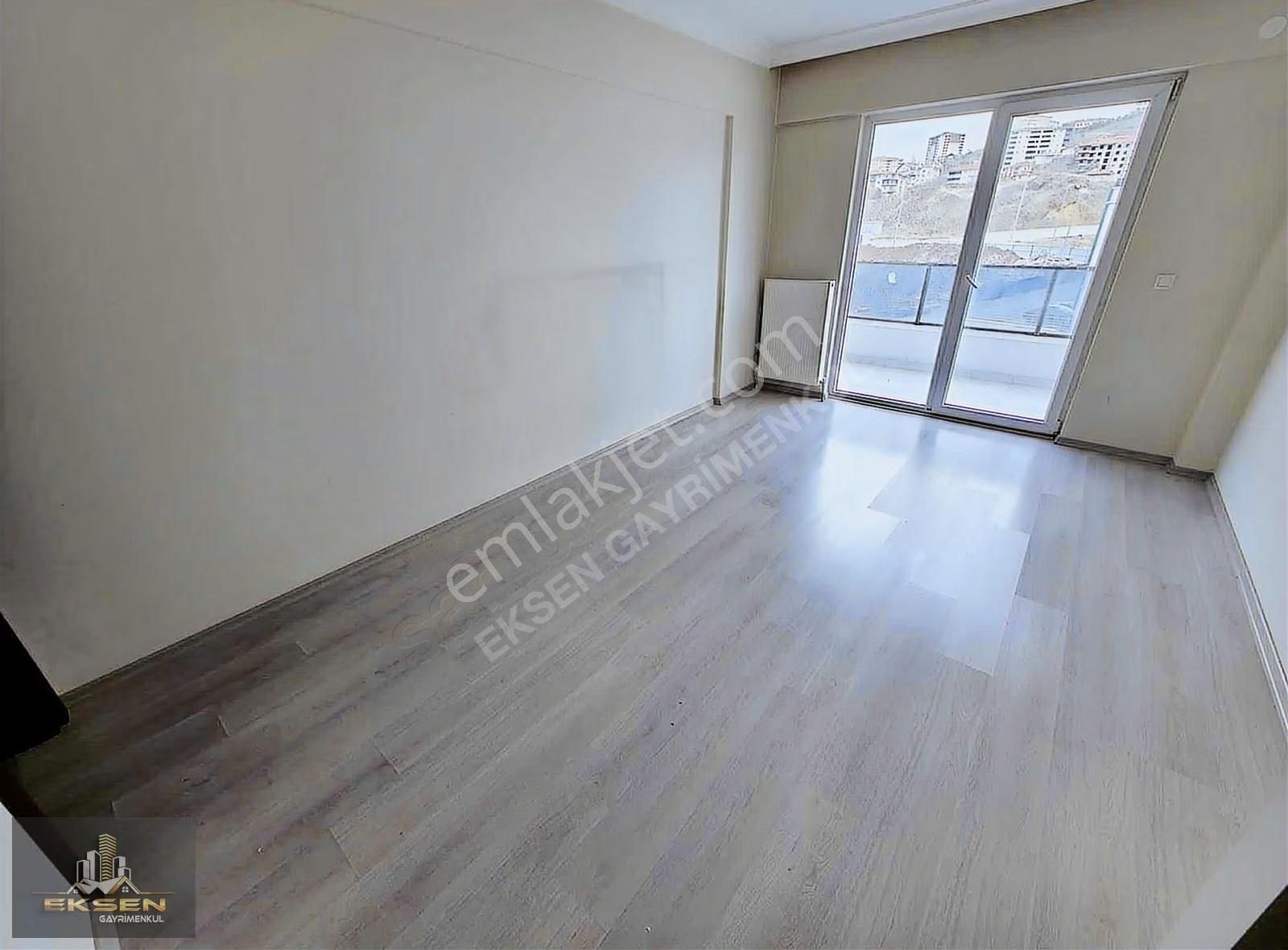 Eksen'den Teras Balkonlu Masrafsız Ön Cephe 3+1 Site Dairesi - Görsel 12