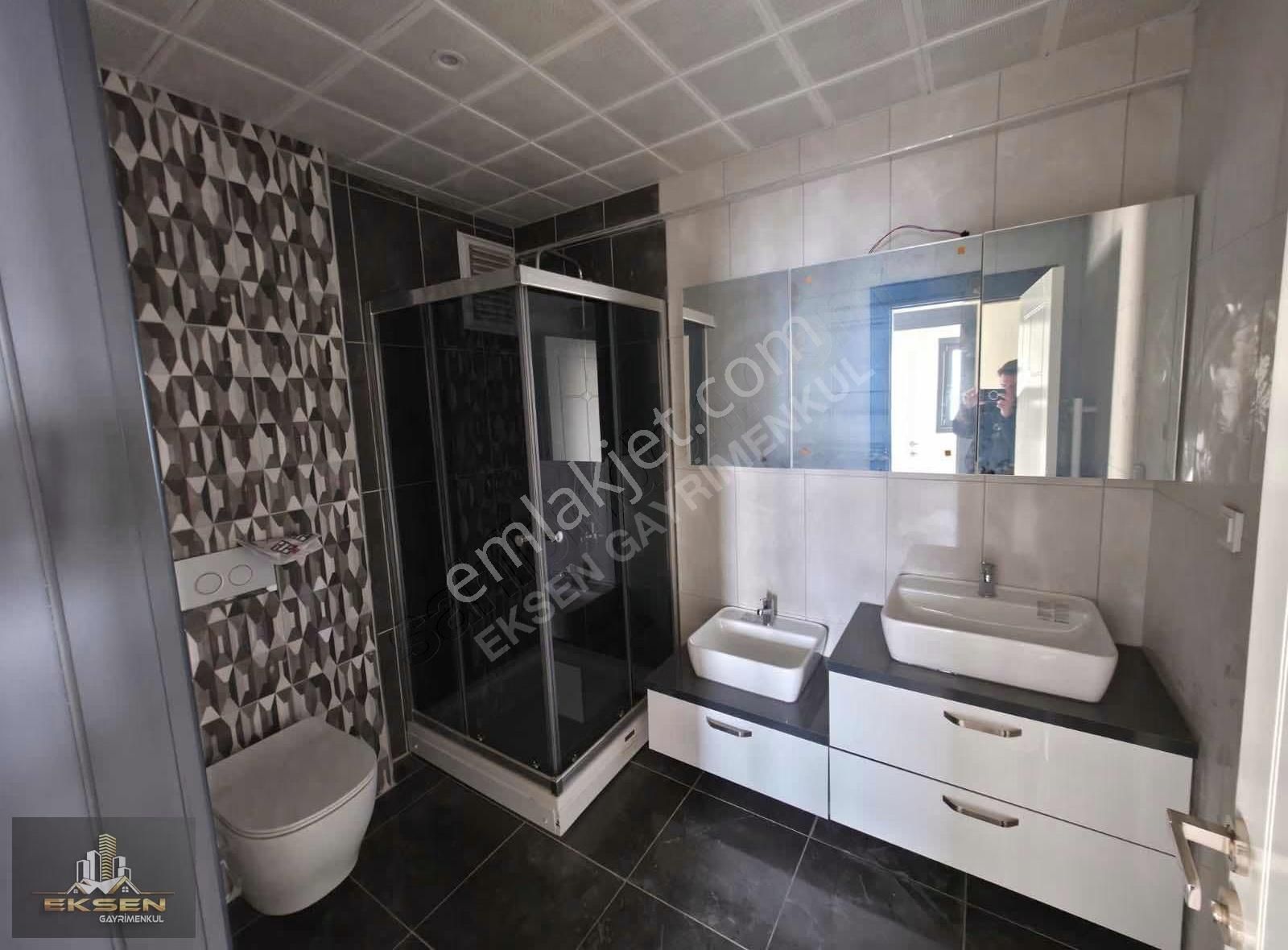 Güneşevler'de 4+1 Site İçerisinde Oturuma Hazır İskanlı Daire - Görsel 2