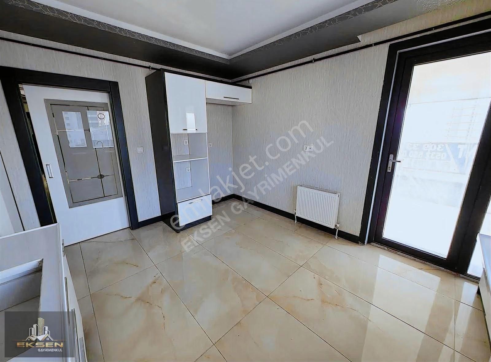 Güneşevler'de 4+1 Site İçerisinde Oturuma Hazır İskanlı Daire - Görsel 11