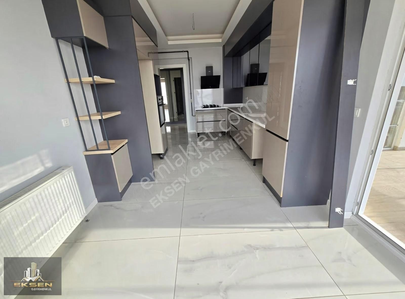 Eksen'den Manzaralı Full Yapılı Masrafsız 4+1 Site Dairesi! - Görsel 13