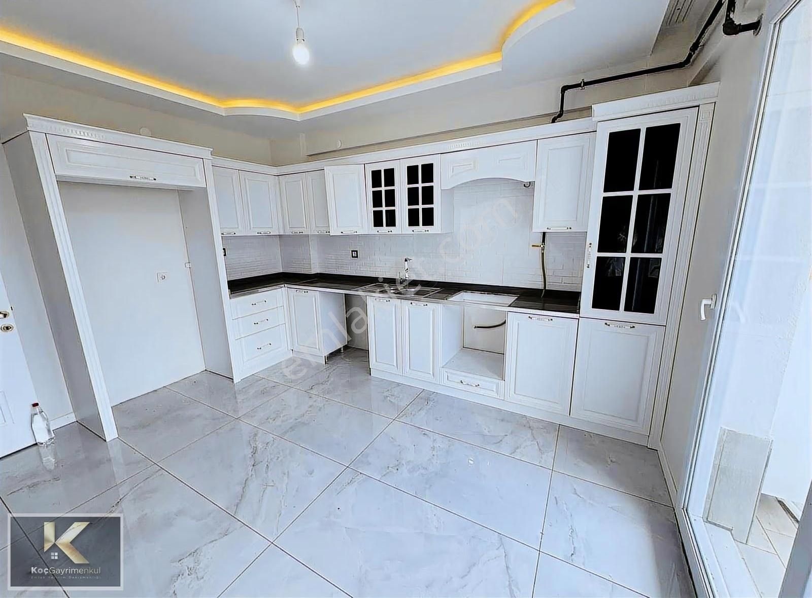 Siverek Caddesi Üzeri Satılık 2+1 110 M2 Net Fırsat Daire - Görsel 3