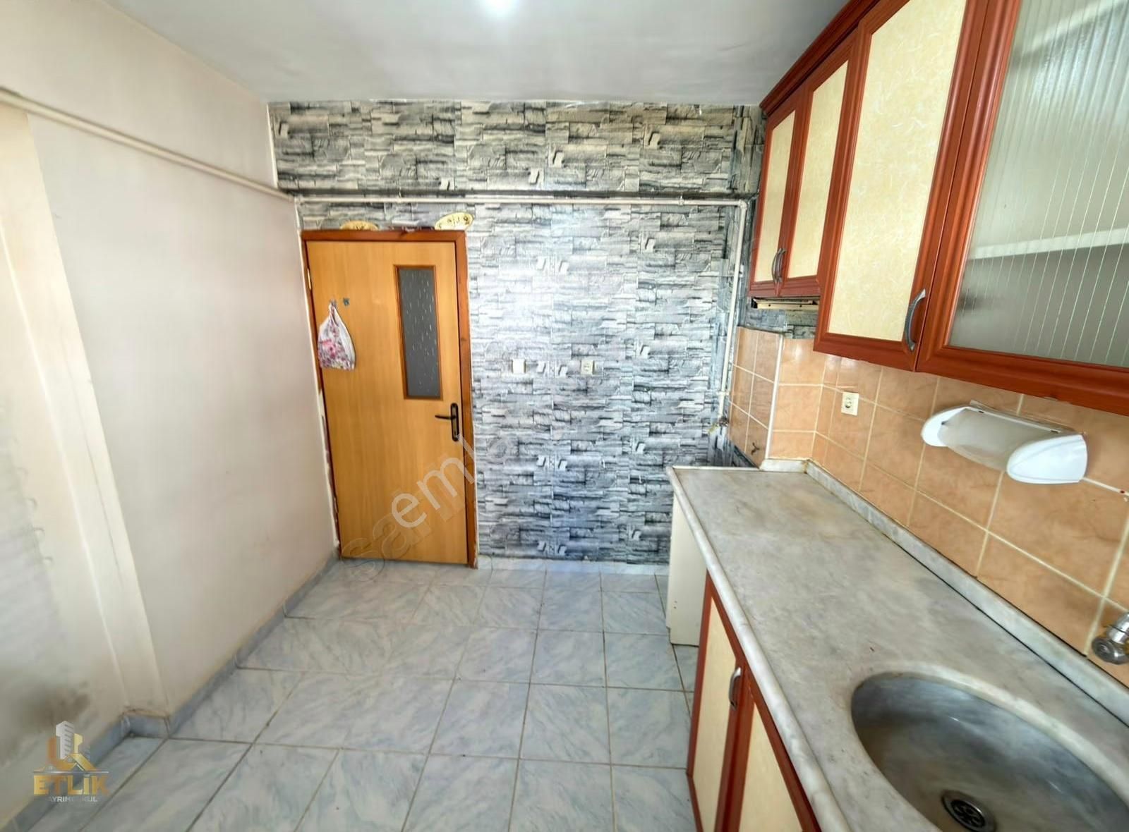 Etlik'den Yayla Mah 2+1 Masrafsız Oturma Hazır