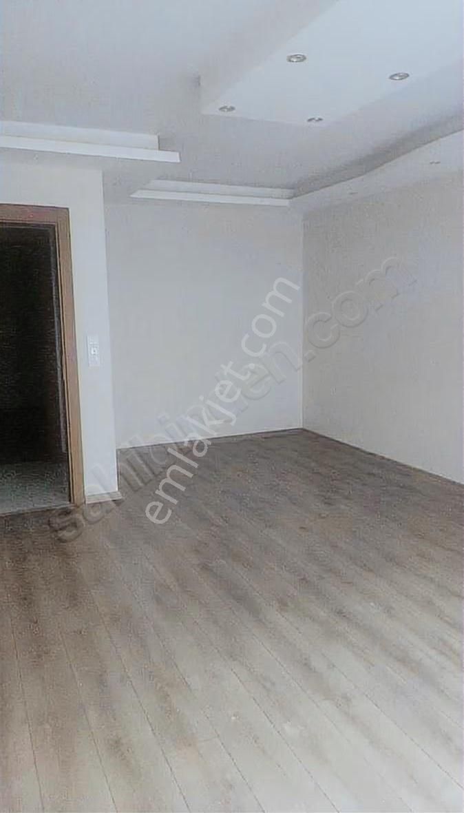 Kayabey Sakarya Cadde Üstü 2+1 Geniş Daire - Görsel 11