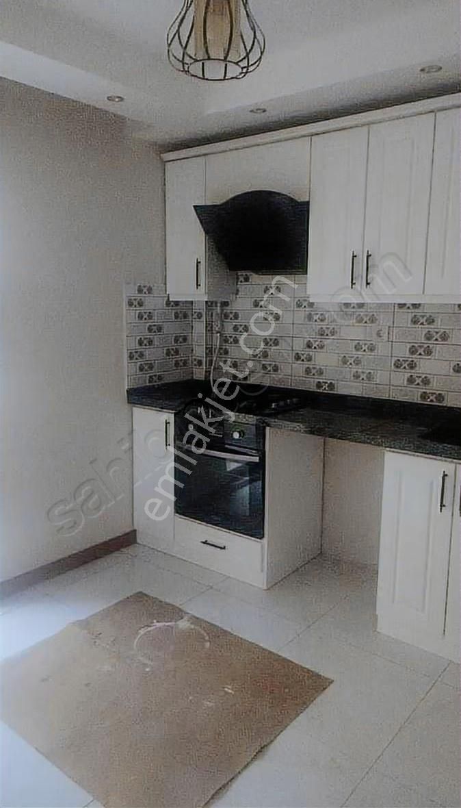 Kayabey Sakarya Cadde Üstü 2+1 Geniş Daire