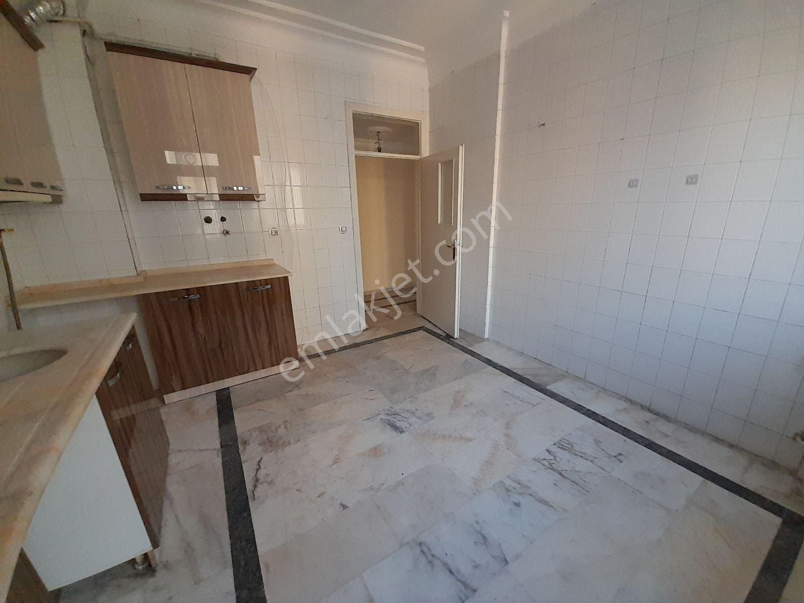 Erciyes Evler Mah. 4+1 Kiralık Daire - Görsel 19