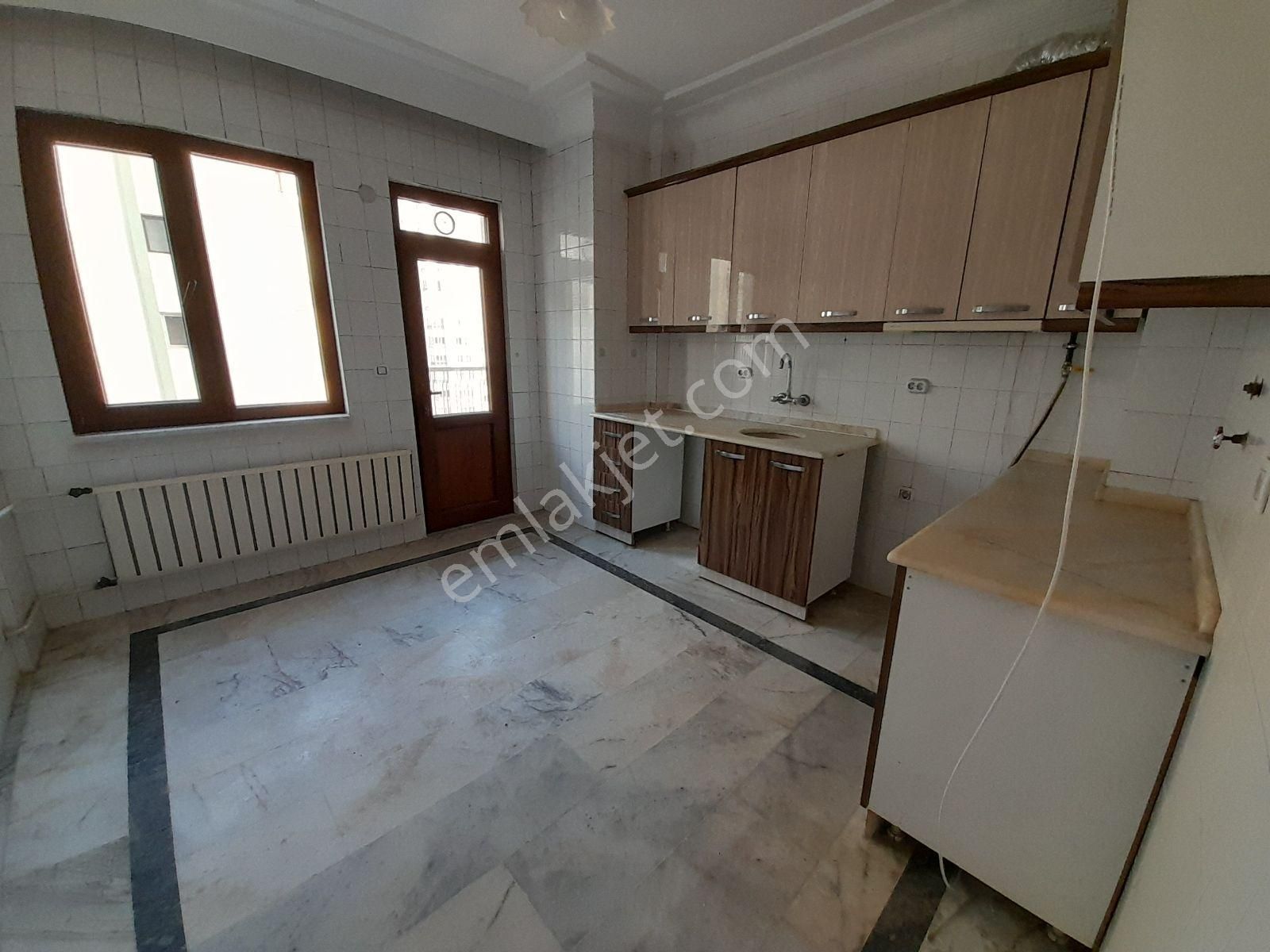 Erciyes Evler Mah. 4+1 Kiralık Daire - Görsel 18