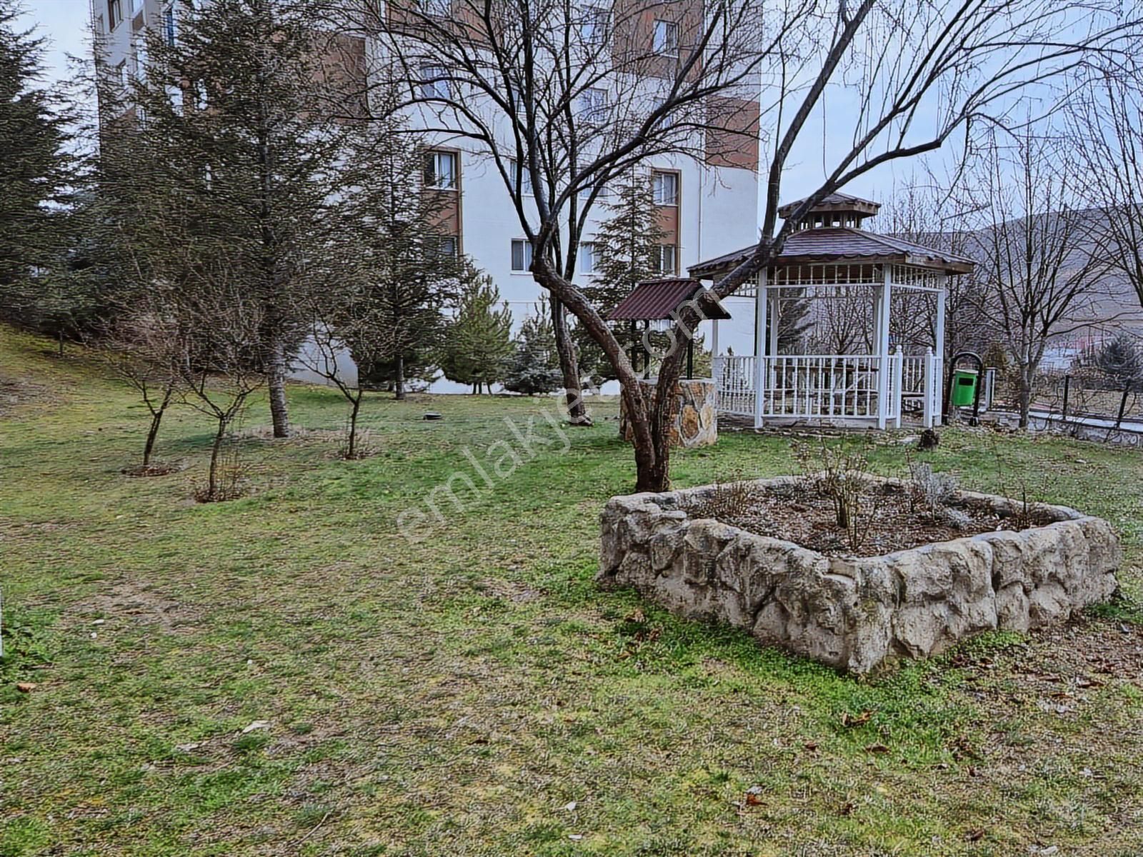 Ank Gölbaşı Toki Konutları 4.katta 132 M2 Satılık 3+1 Daire - Görsel 17