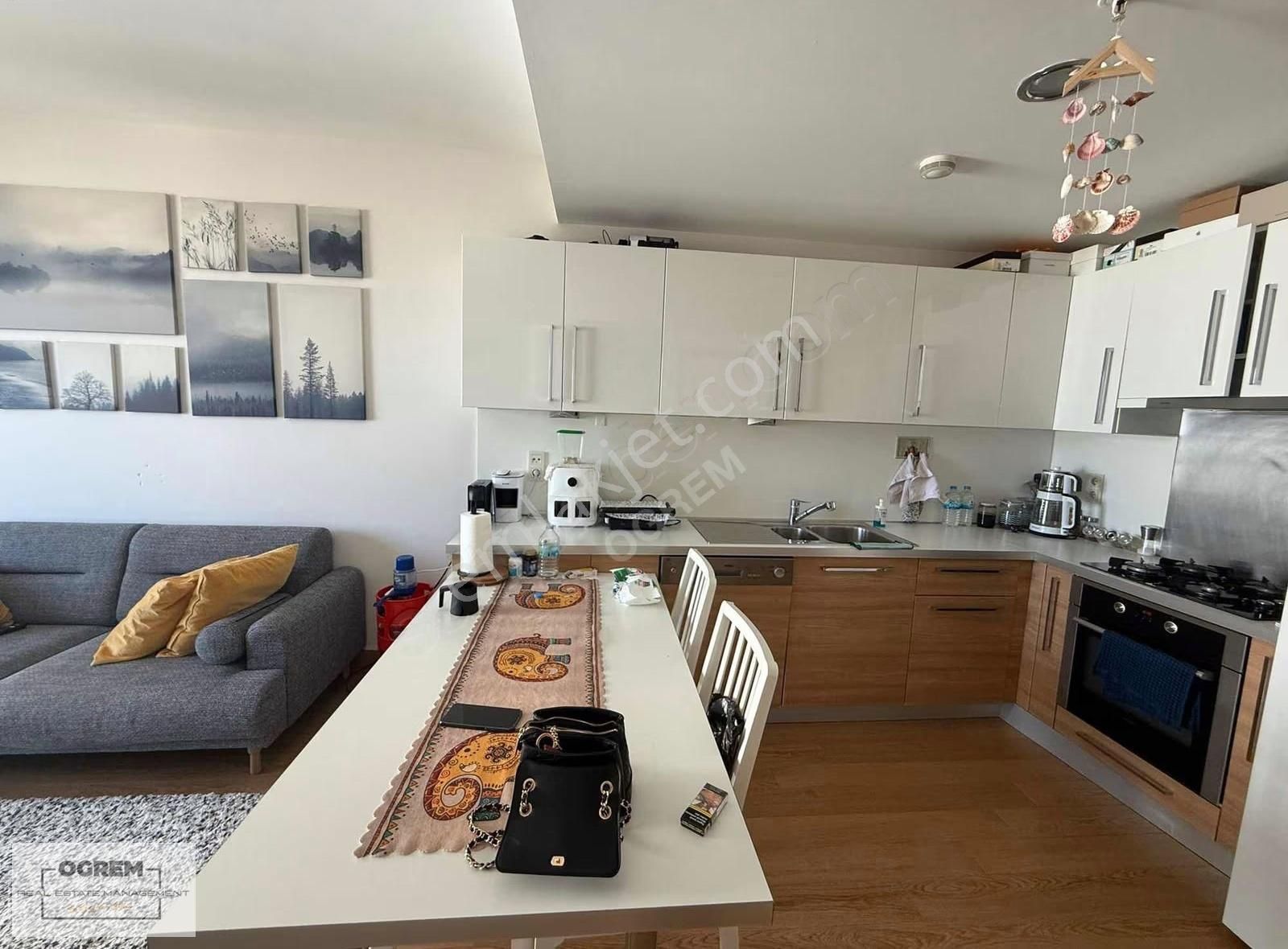 Ataşehir Sky Towers Da Deniz Manzaralı Full Eşyalı 1+1 Boş - Görsel 15