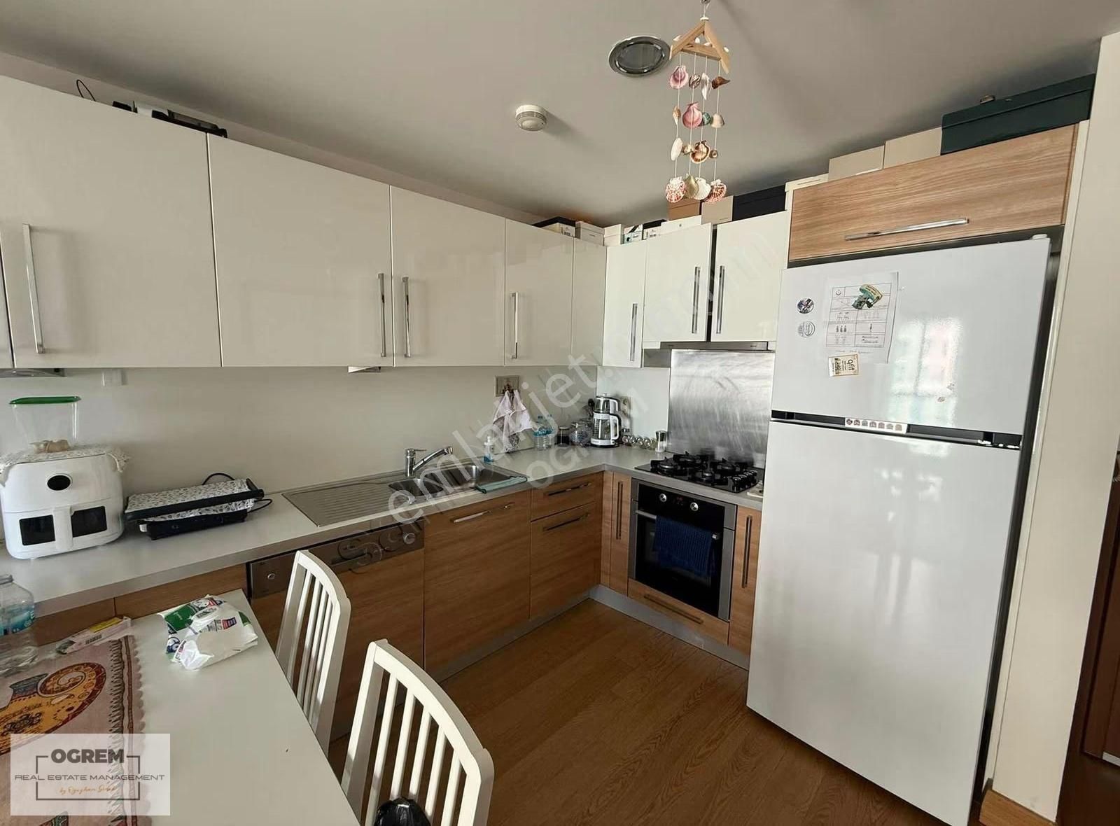 Ataşehir Sky Towers Da Deniz Manzaralı Full Eşyalı 1+1 Boş - Görsel 8