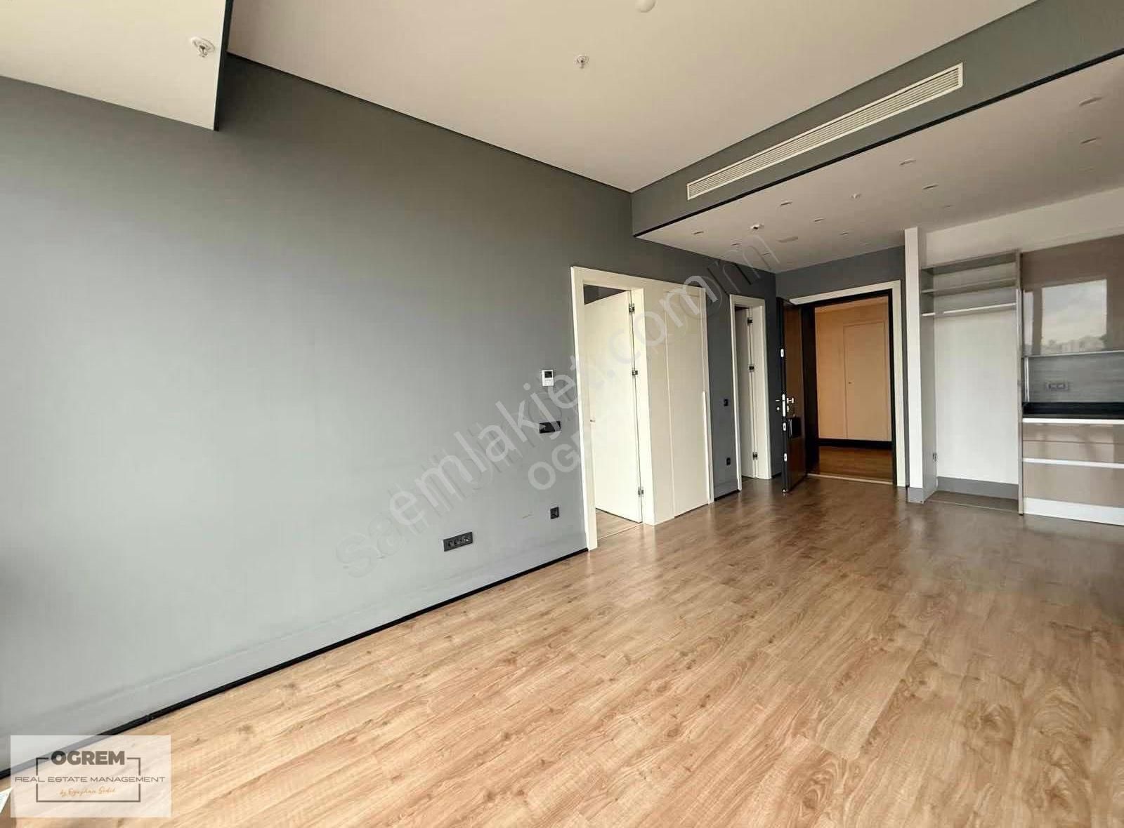 Ataşehir Metropol İstanbul B Blok Geniş 1+1 Kiralık Ofis - Görsel 16