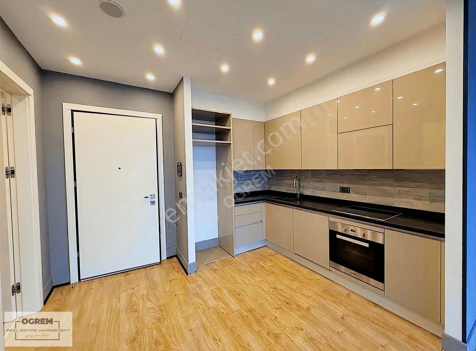 Ataşehir Metropol İstanbul B Blok Geniş 1+1 Kiralık Ofis - Görsel 6