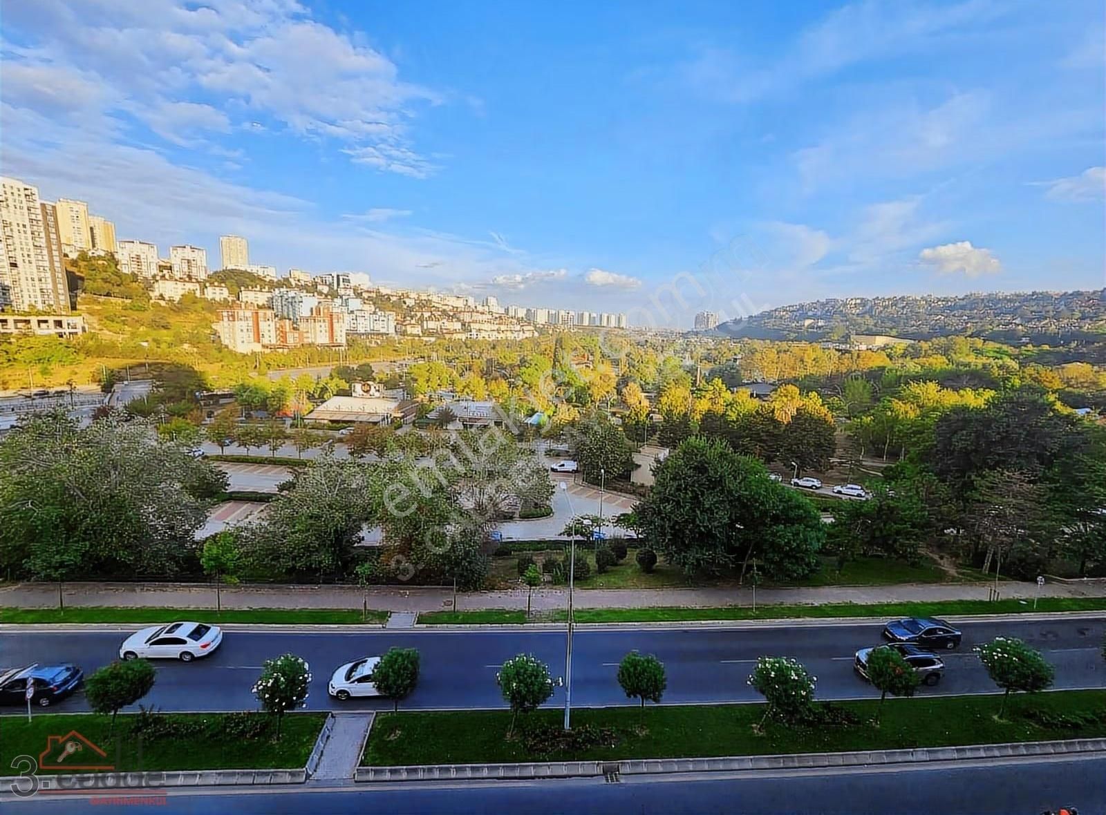 Bahçeşehir Sofa (boş) Gölet Manzaralı Full Tadilatlı 5+1 Daire