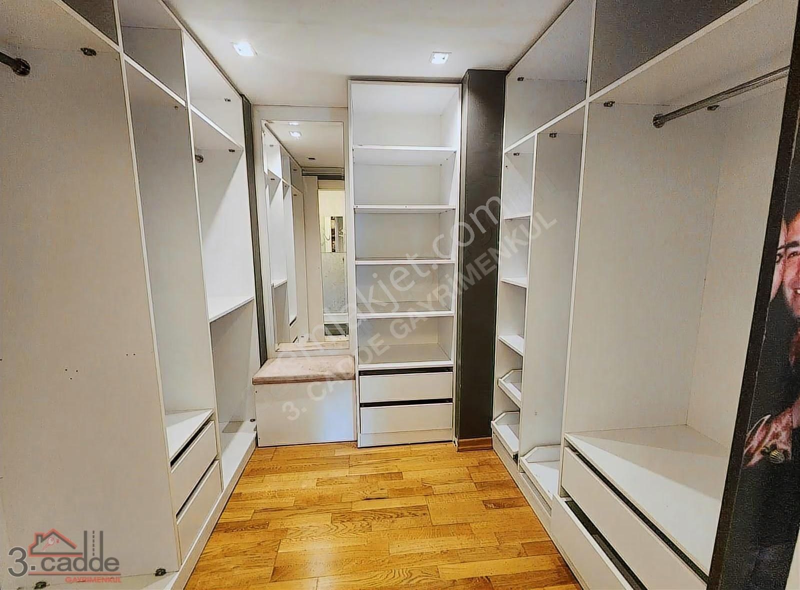 Bahçeşehir Sofa (boş) Gölet Manzaralı Full Tadilatlı 5+1 Daire - Görsel 16