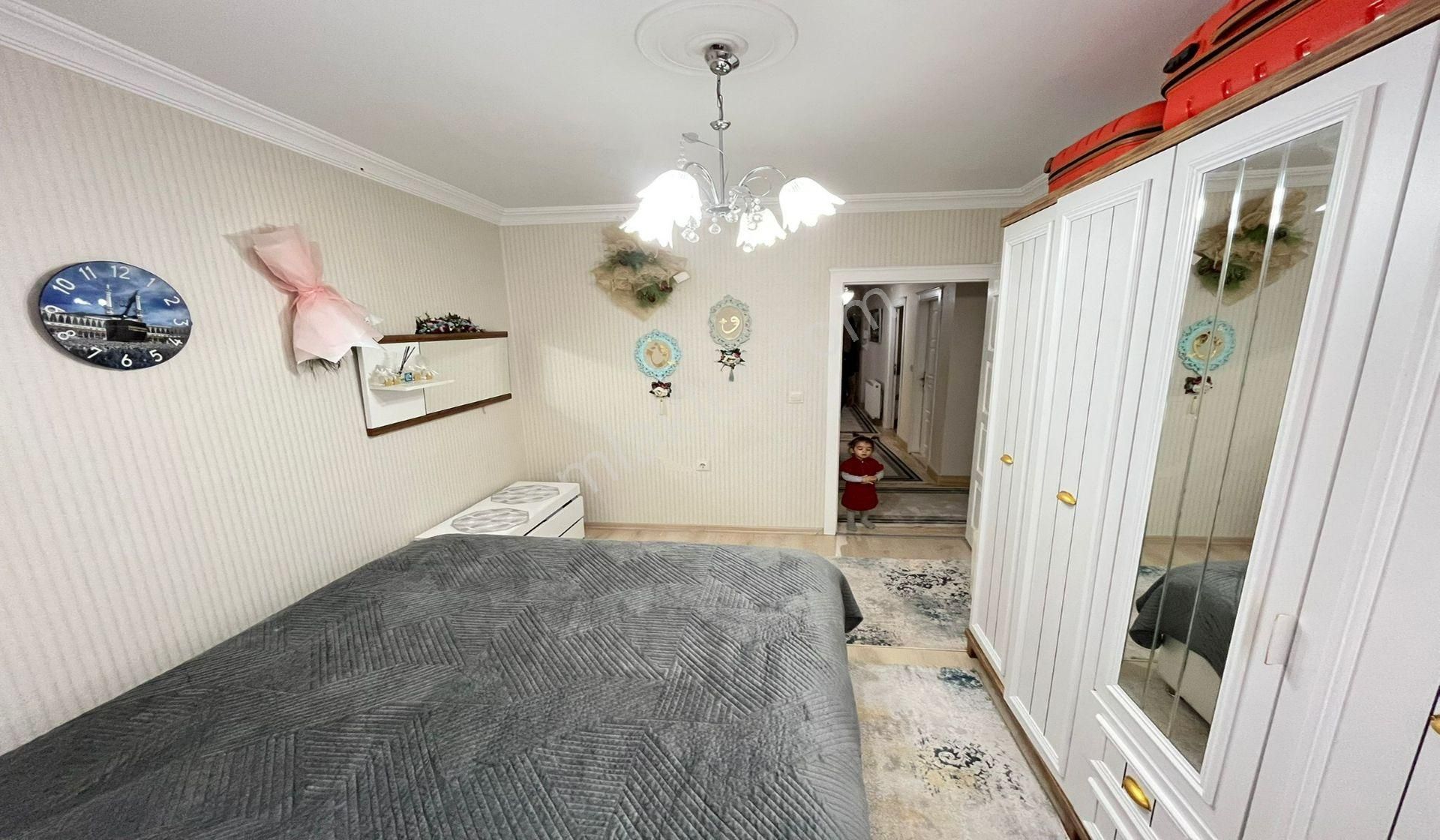 Kanunide Geniş Daire Arayanlara 4+1 Yeni Binada 145m2 Asansörlü - Görsel 12