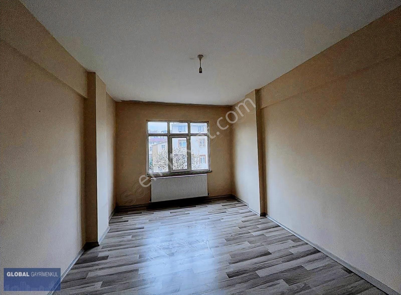 Belediyeye, Marmaray Ve Gemi Yan San,ye Yakın Satılık 2+1 Daire - Görsel 10