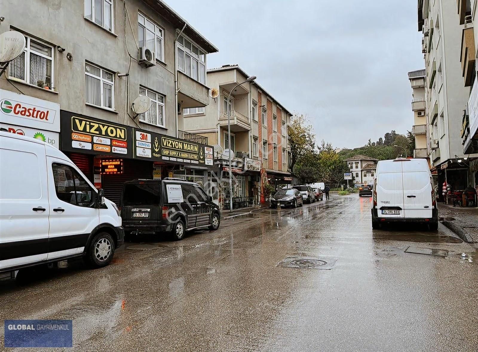 Belediyeye, Marmaray Ve Gemi Yan San,ye Yakın Satılık 2+1 Daire - Görsel 20