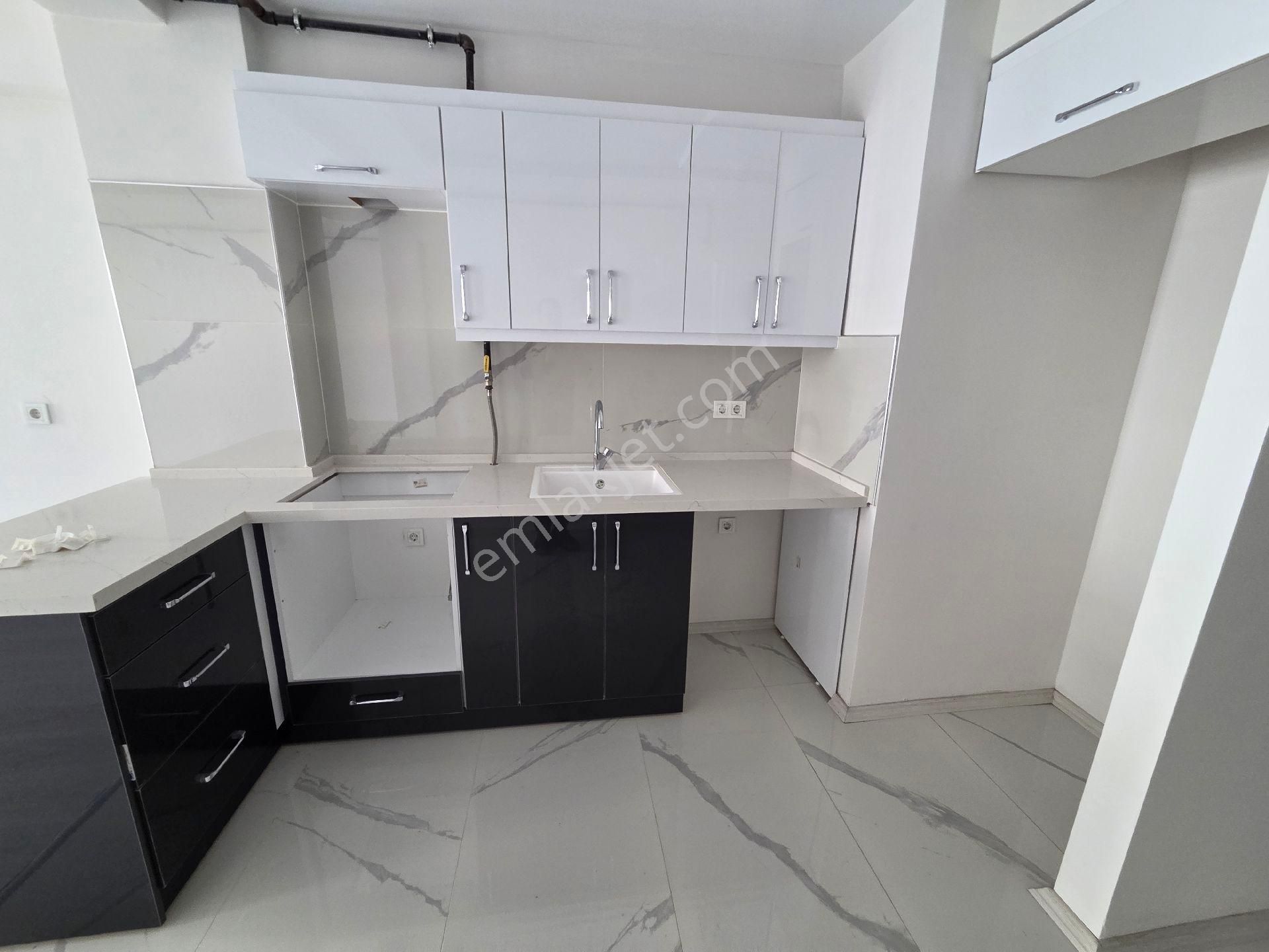 Ege Üniversitesi Yakını 2+1 Eşyasız Sıfır Bina - Görsel 14