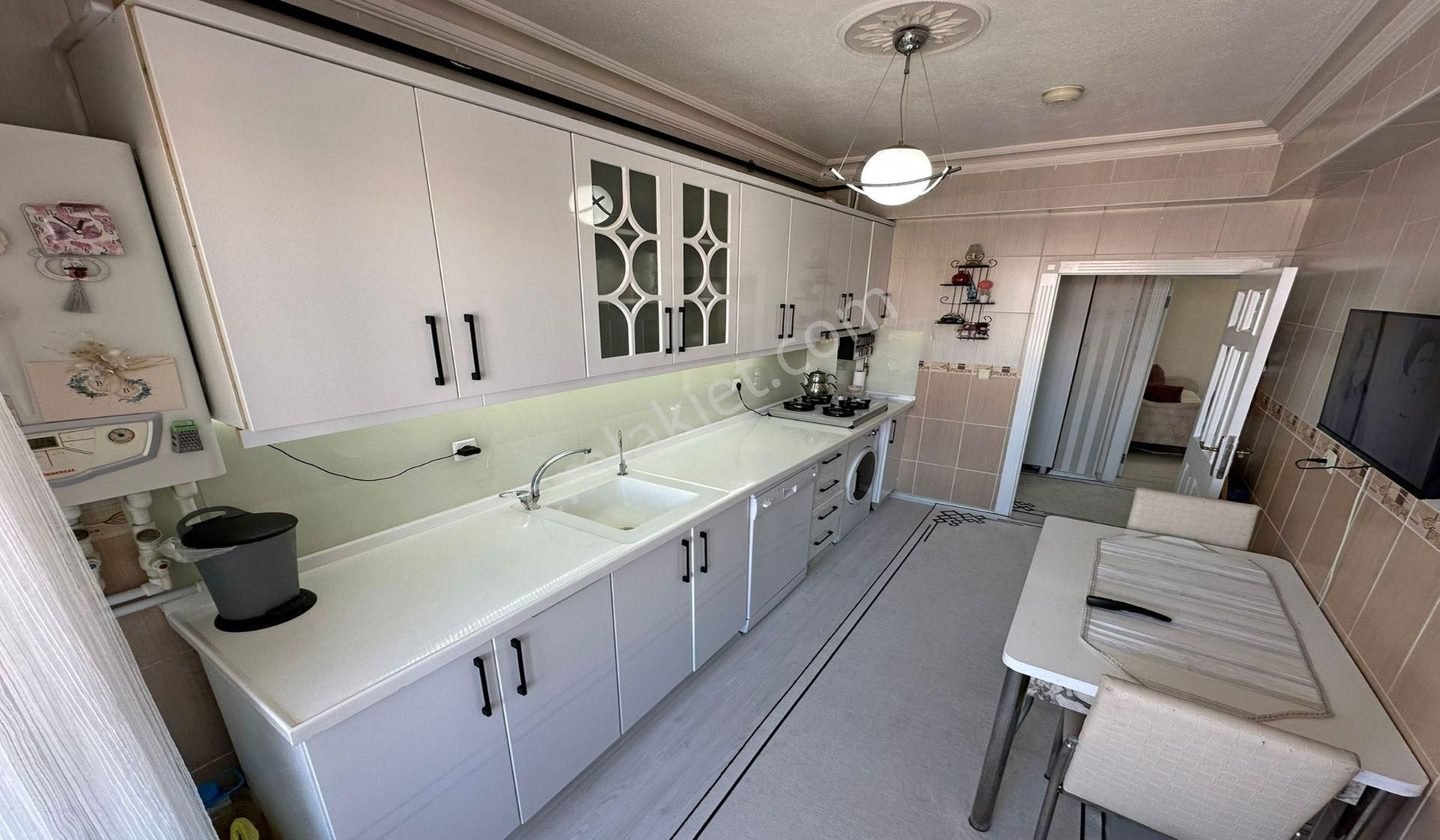 Osmangazide 3+1 Manzaralı Geniş Full Yapılı Kat Konumunda - Görsel 7