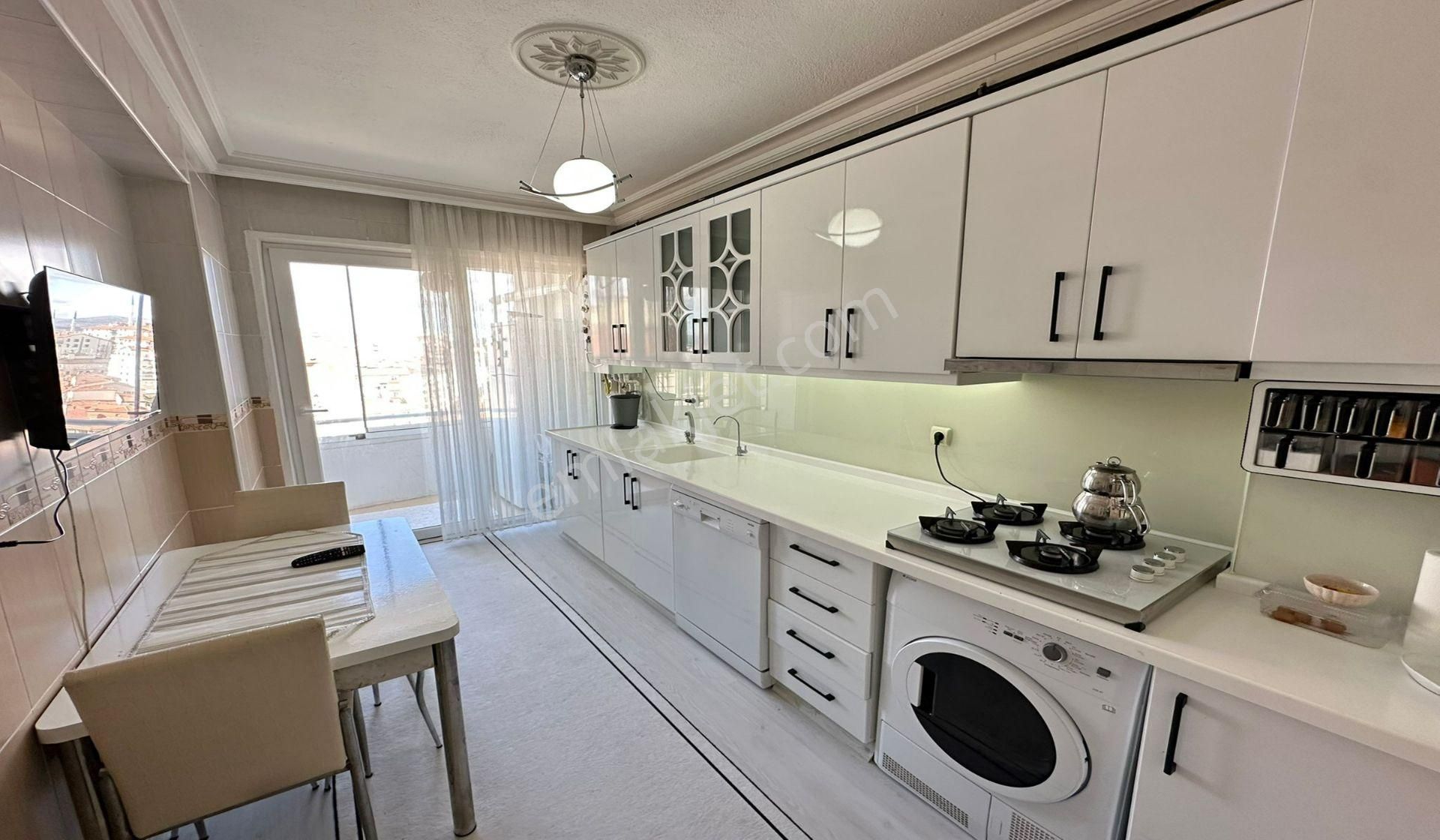 Osmangazide 3+1 Manzaralı Geniş Full Yapılı Kat Konumunda - Görsel 5