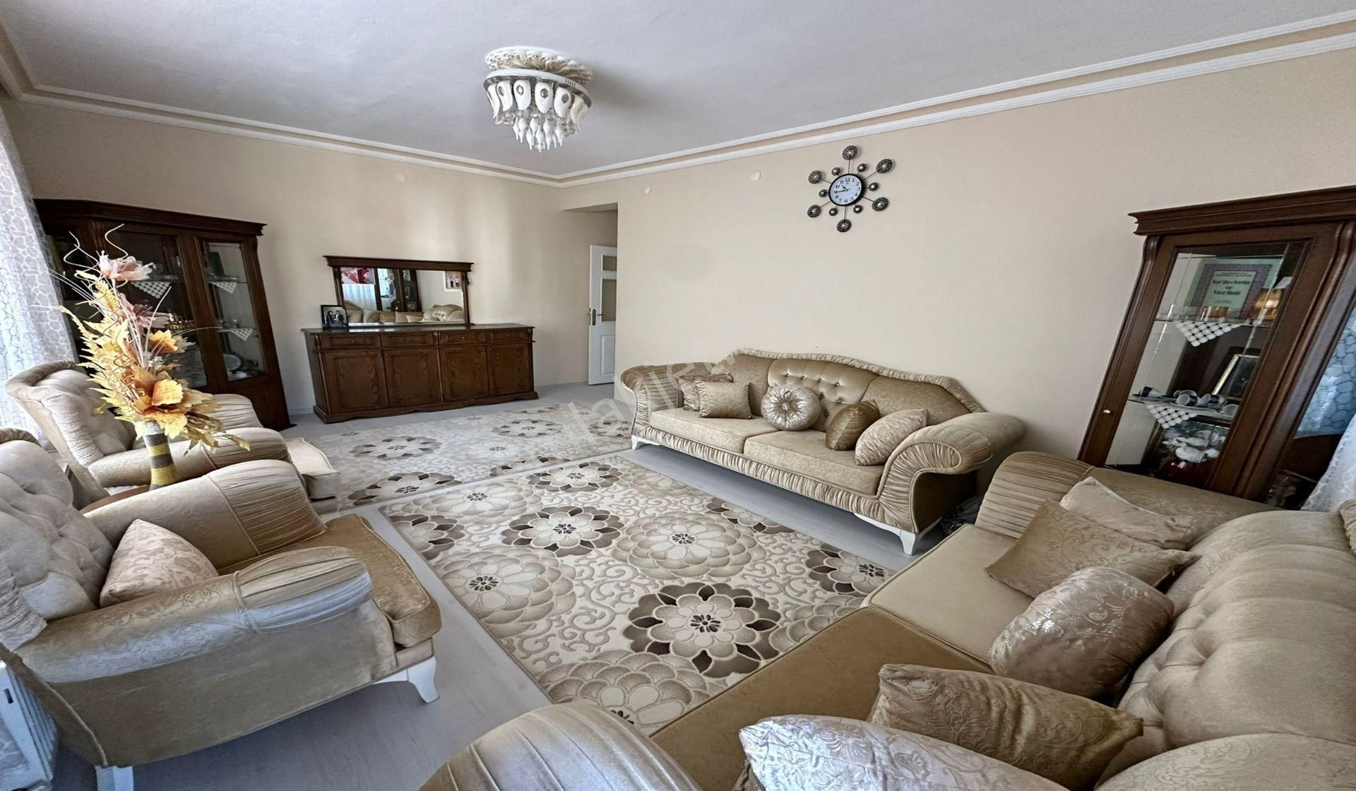 Osmangazide 3+1 Manzaralı Geniş Full Yapılı Kat Konumunda - Görsel 15